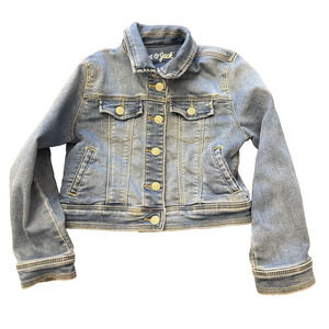 Cat And Jack Girl’s Soft Denim Jacket Size 6/7 Blue